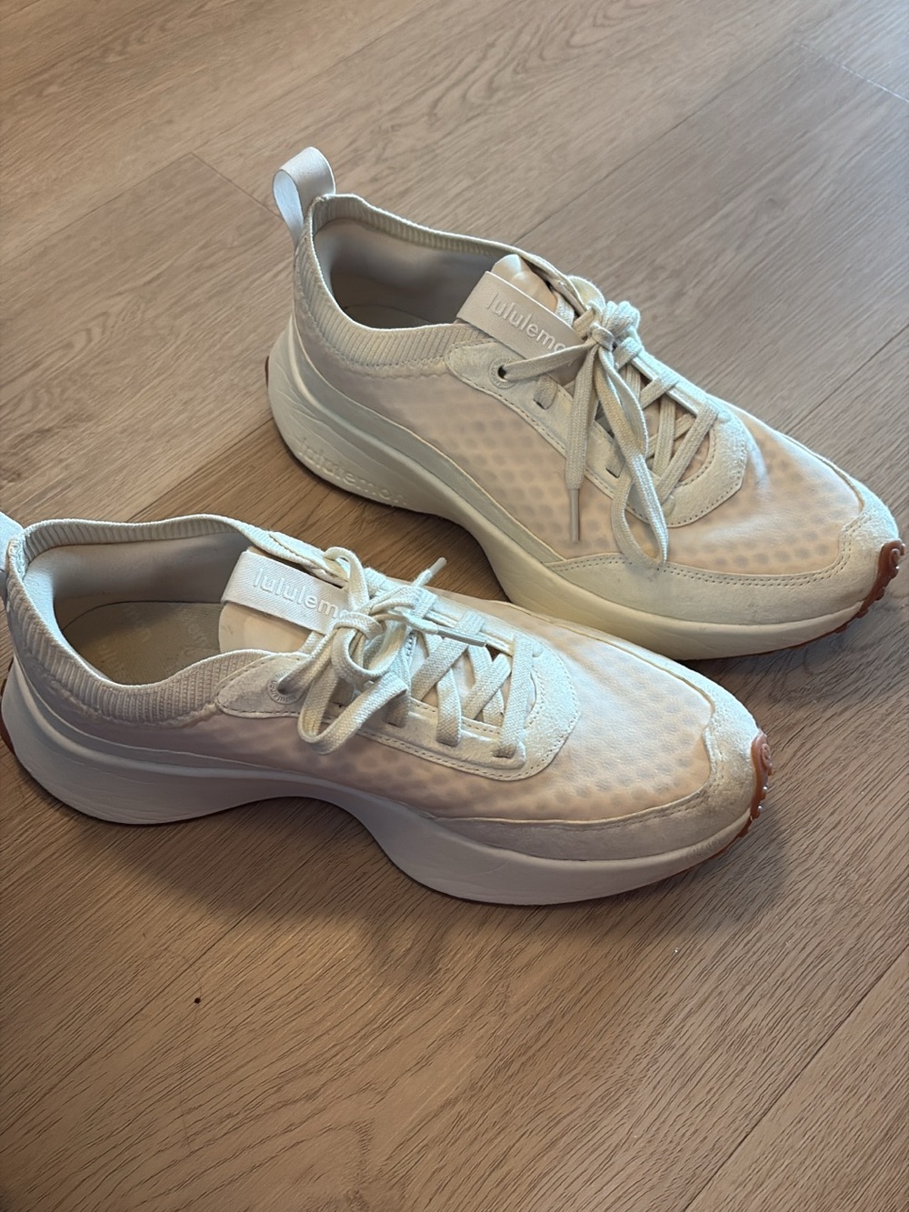 lululemon athletica Cream-White Lace-Up Platform Sneakers